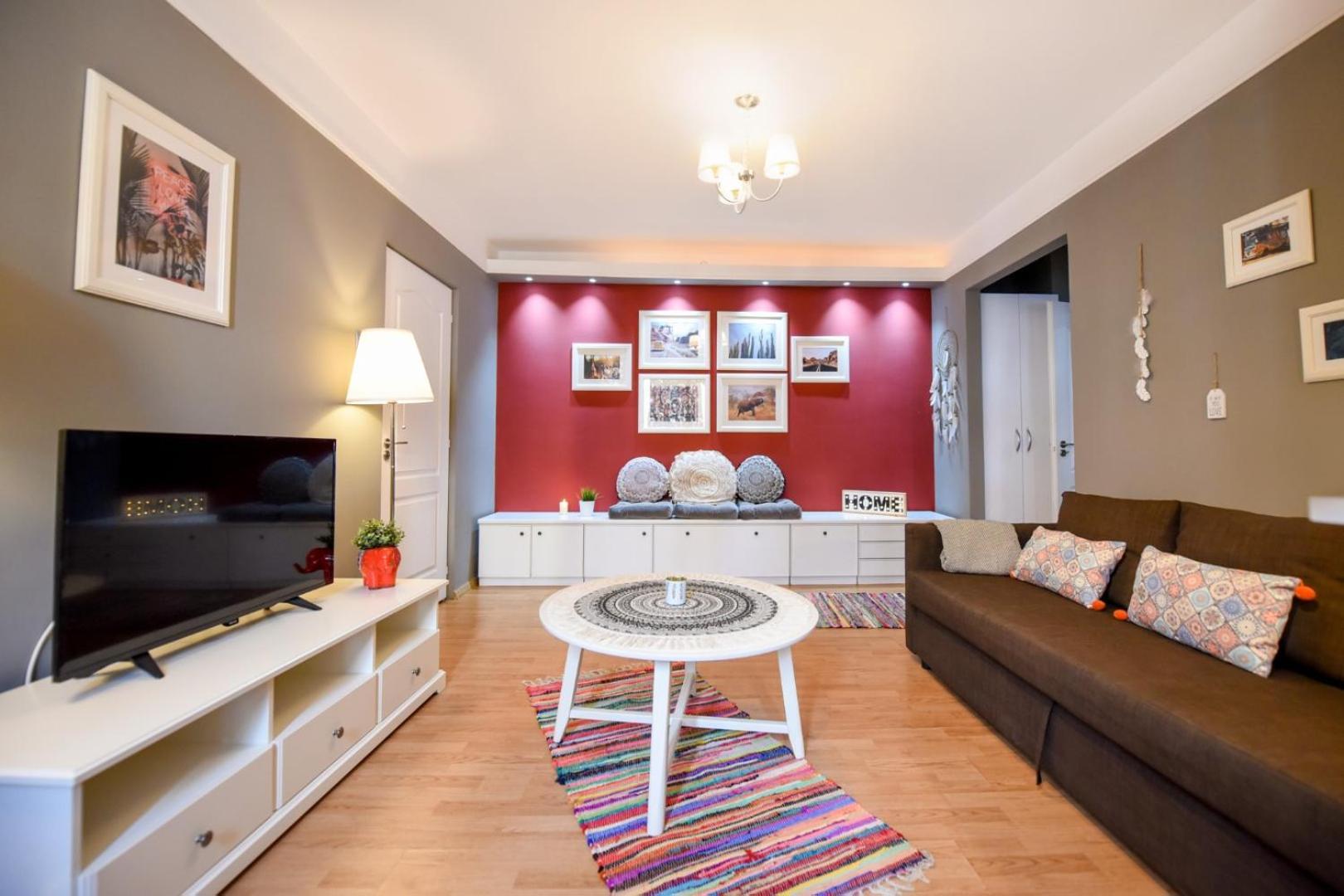 Downtown Oasis: Central Apartments With Cozy Charm Bukarest Rum bild